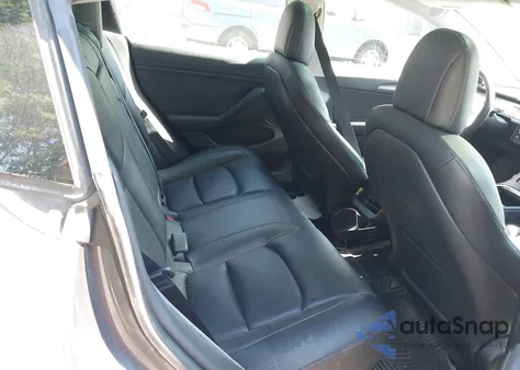 2021 Tesla Model 3 из США, поврежденный, VIN 5YJ3E1EC4MF036983